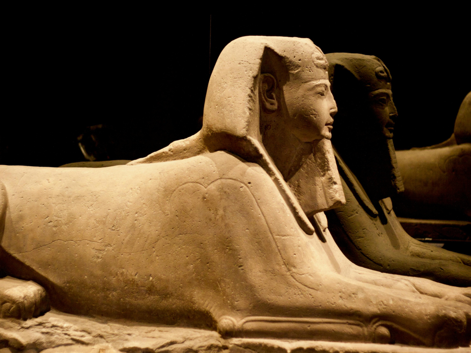 The Ultimate Cairo Travel Guide: 10 Must-Visit Museums & Ancient Sites (With Leg-Saving, Scam-Proof Routes)