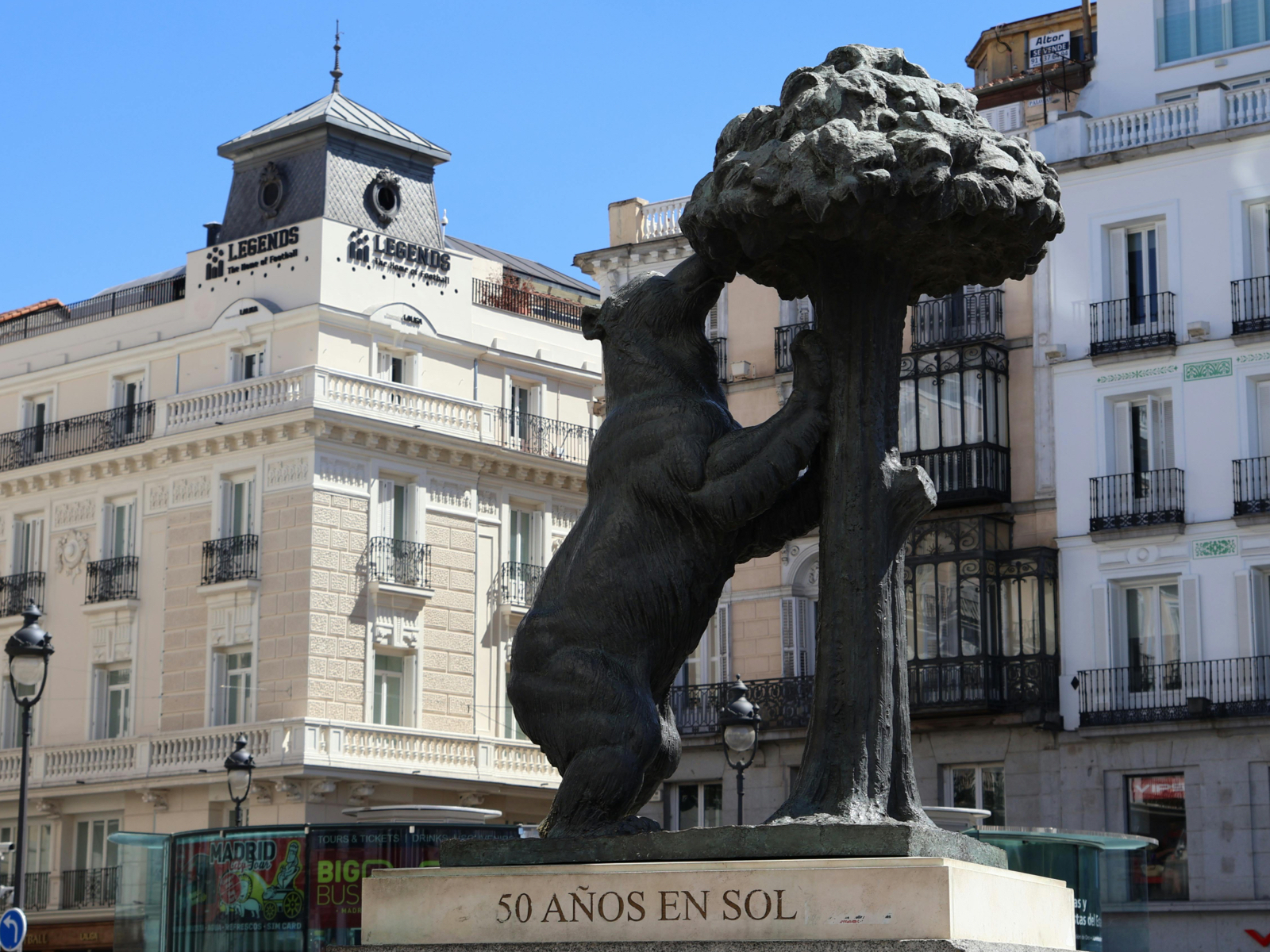 Madrid Museums, Art Galleries & Palaces Guide: 10 Must-Visit Venues (With Visiting Tips & Indoor Maps)