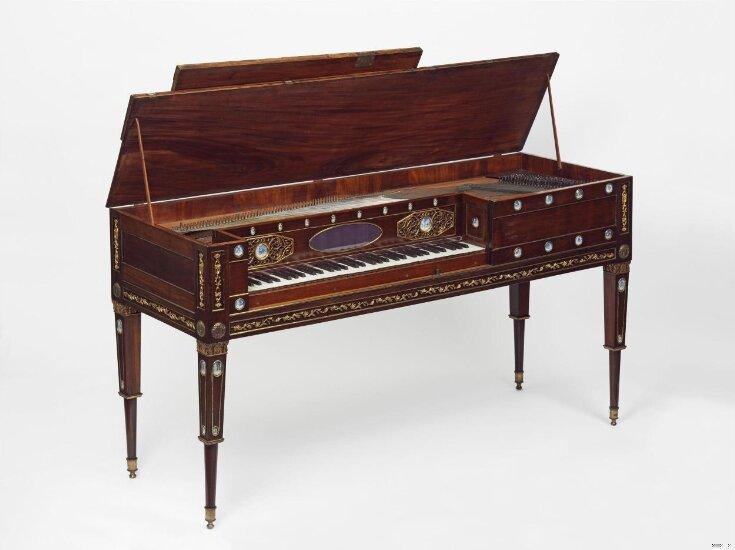 'Square' Piano
