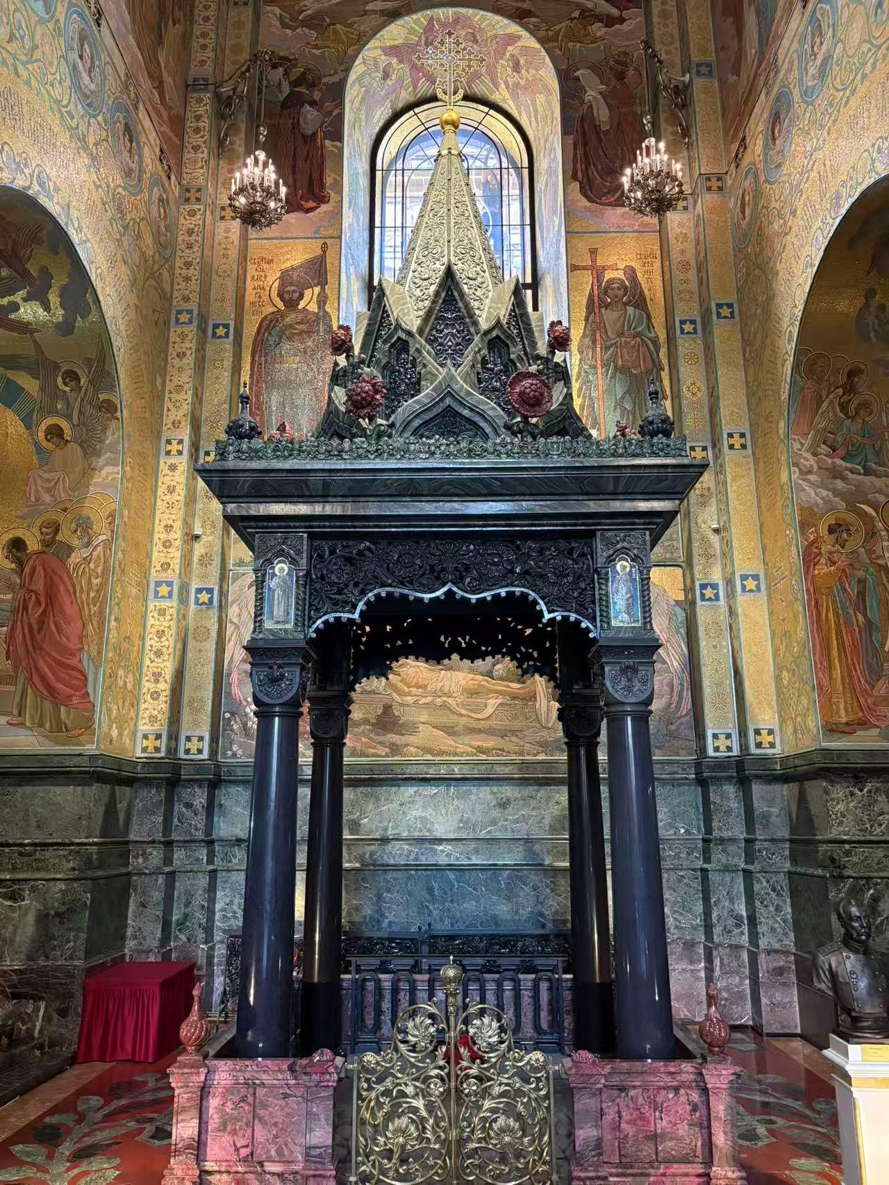 2.1. Memorial Canopy