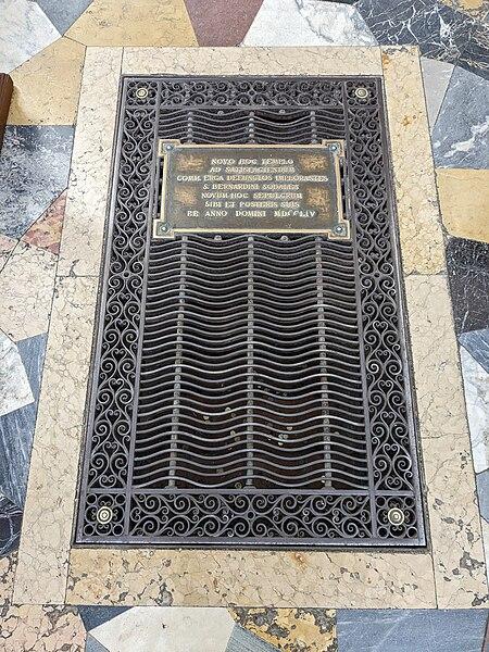 Grata a terra - Cimitero dell'Ordine