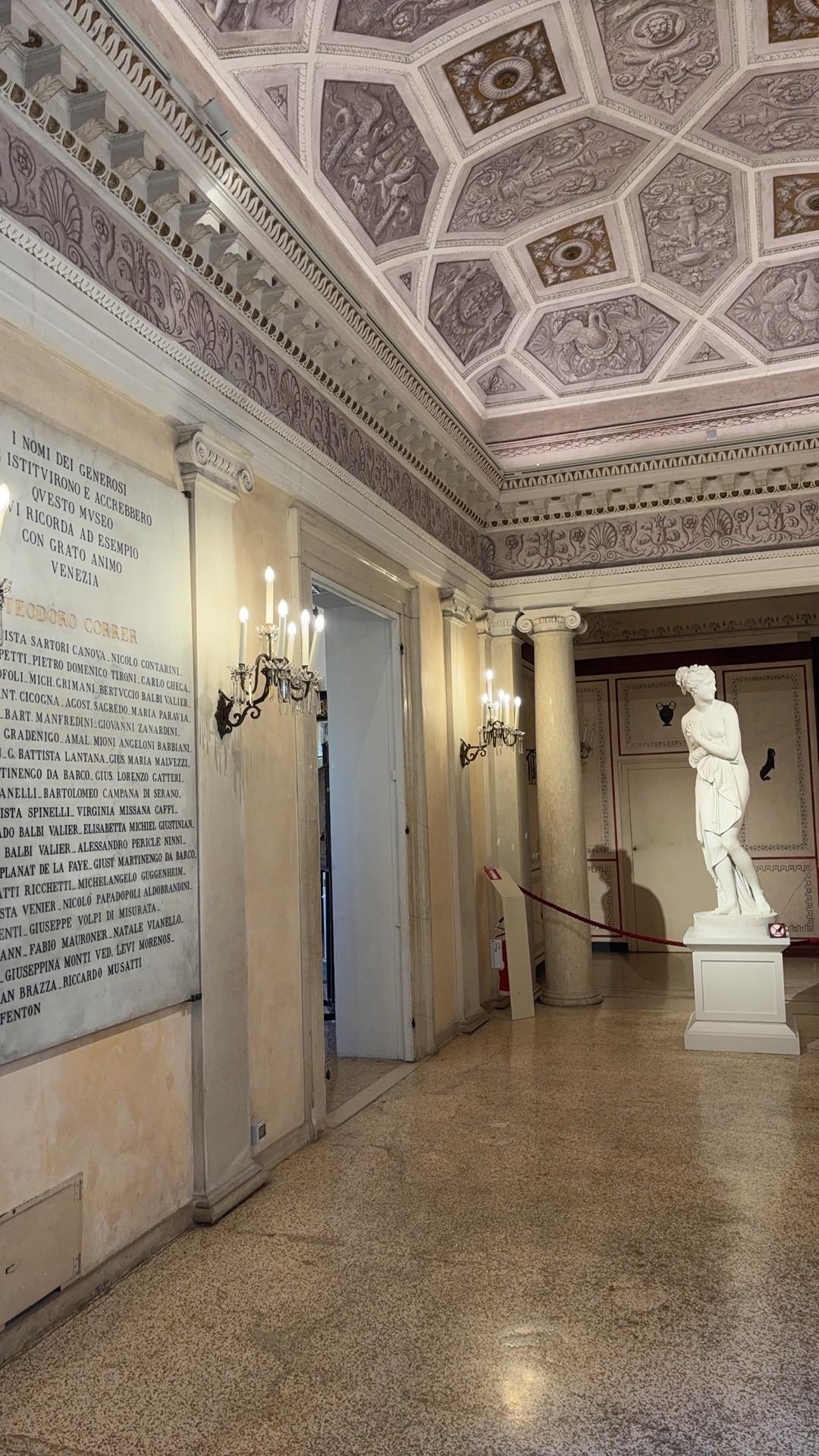 Room V - General Introduction to the Neoclassical Halls and the Canova Collection