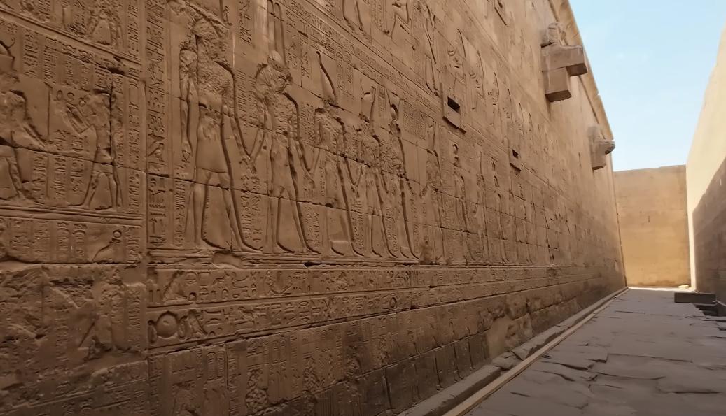 Inner Side of Outer Wall (South and East Walls)