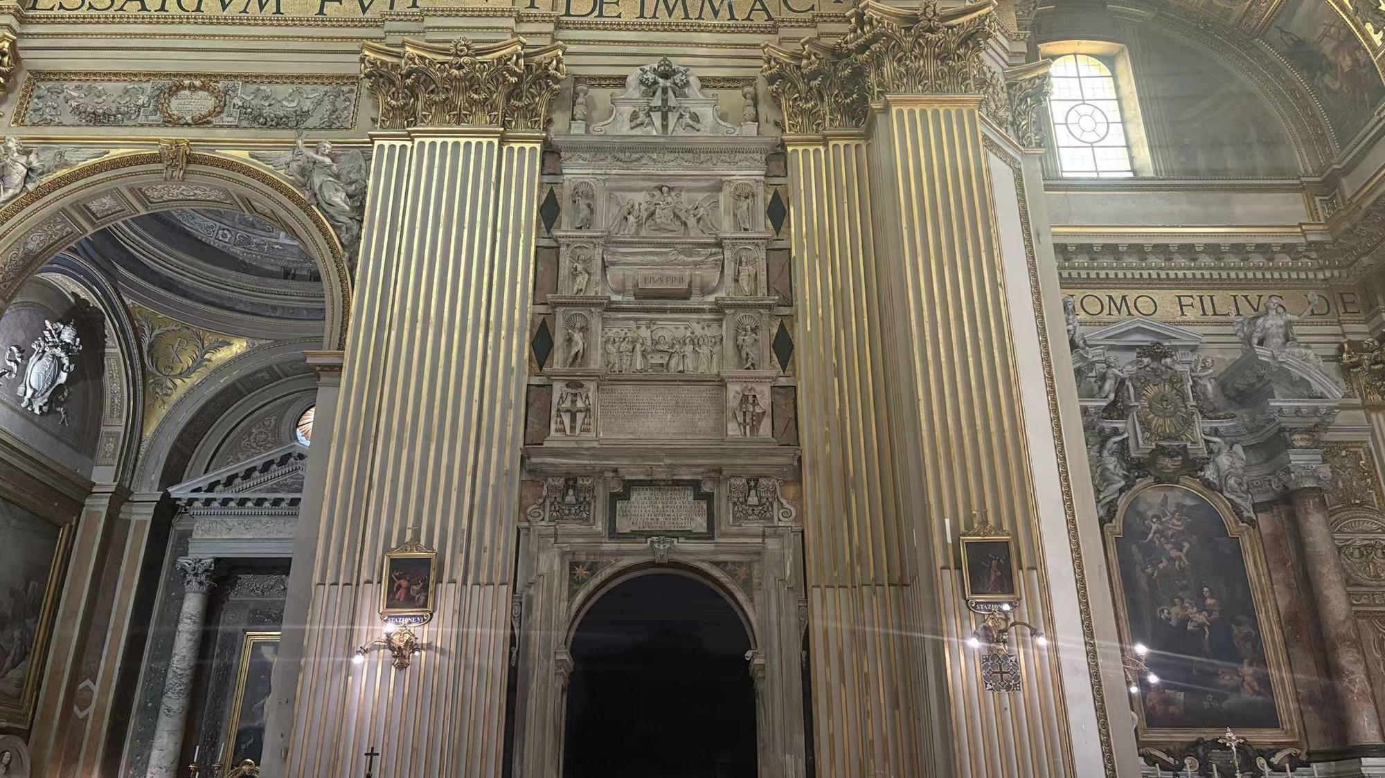 Monument to Pope Pius II
