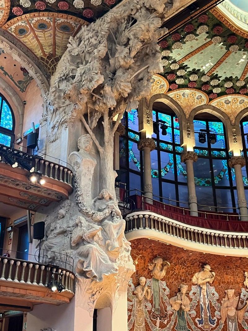 Clavé and 'The Flowers of May'