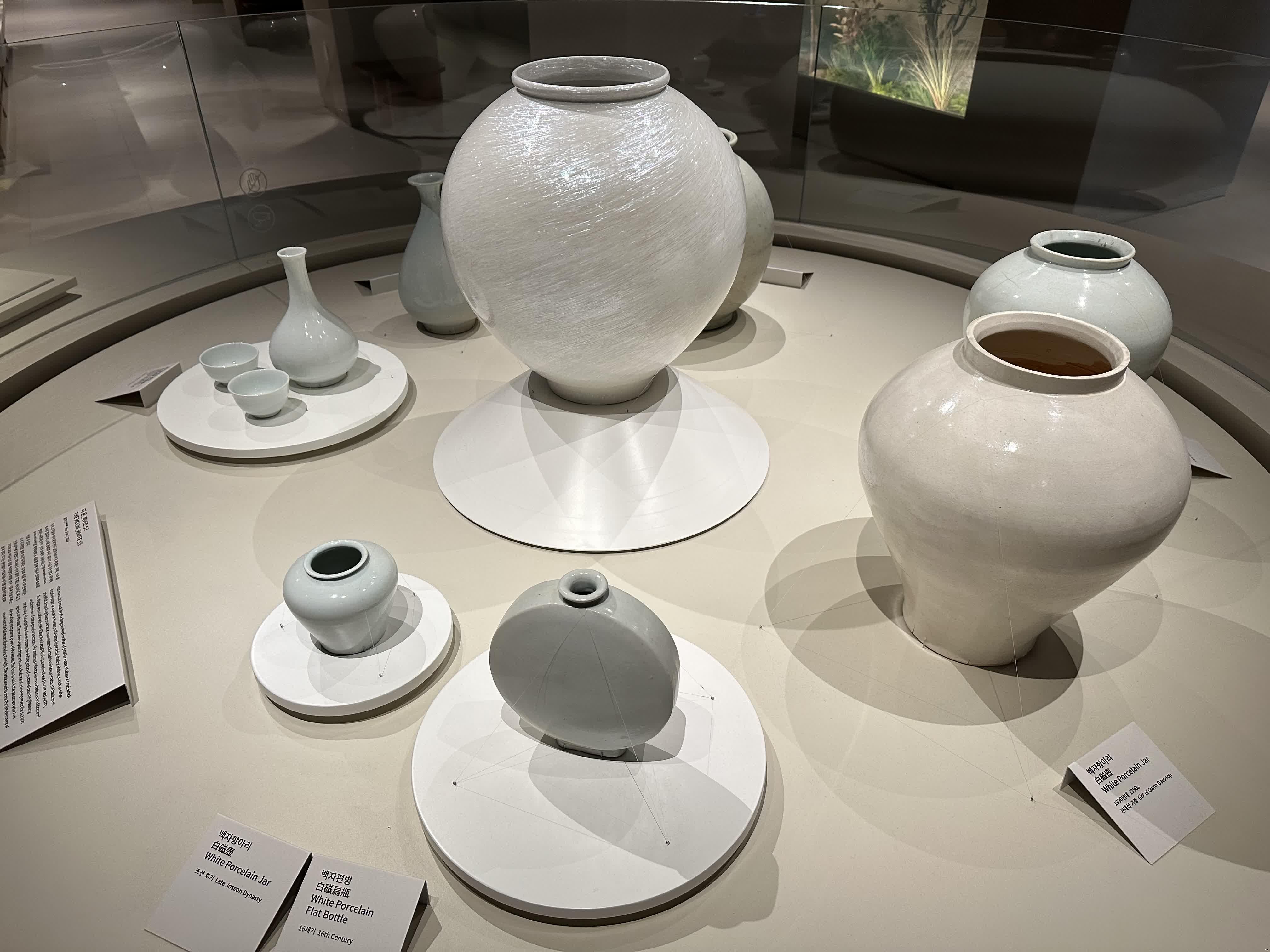 Beyaz Porselen, Doğa ile Şekillenmiş