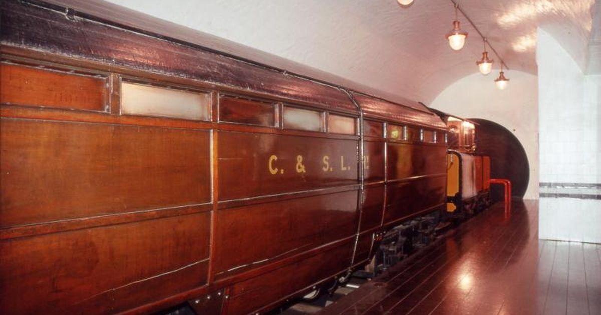 Railway vehicle; City and South London Railway 'Padded Cell' coach No 30