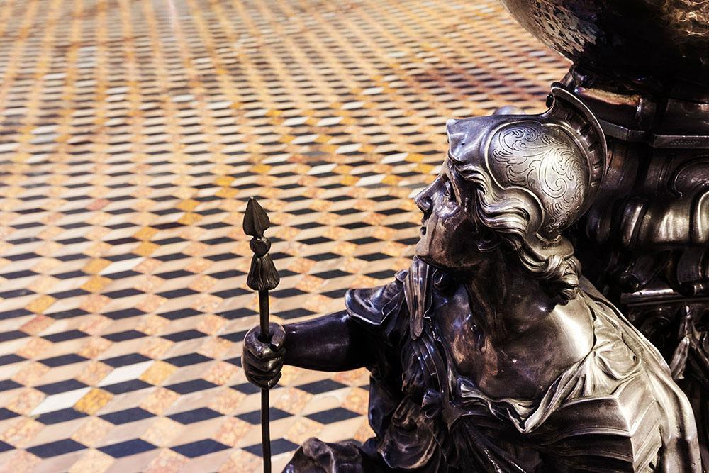 Splendori - Large Silver Candelabrum