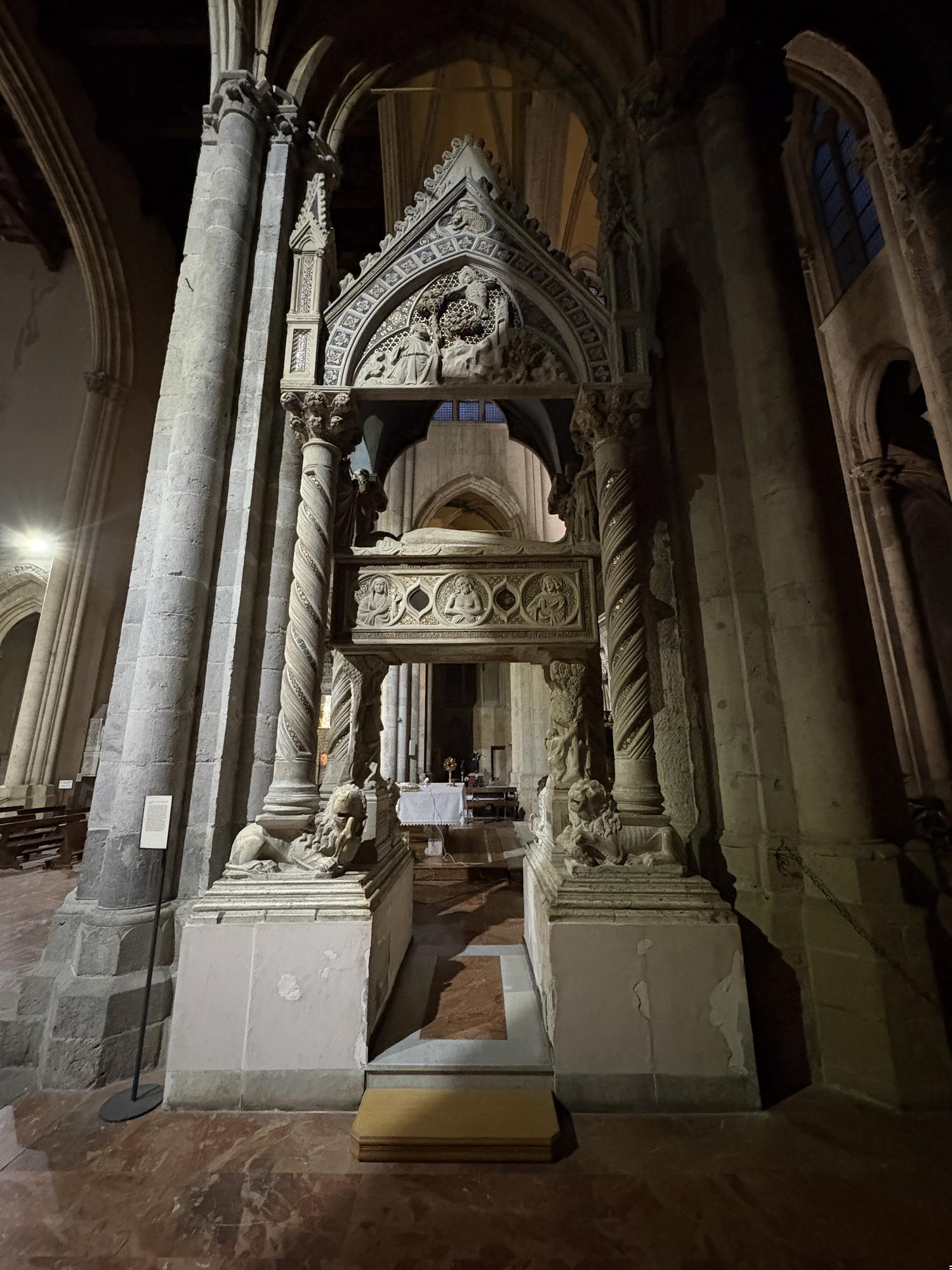 Monument to Catherine of Austria