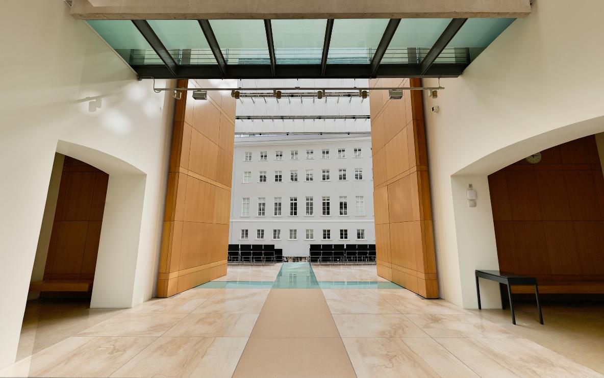 Distribution Vestibule