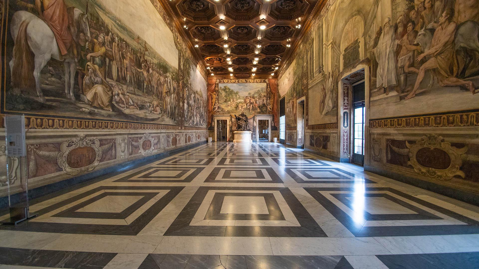 Frescos by Giuseppe Cesari