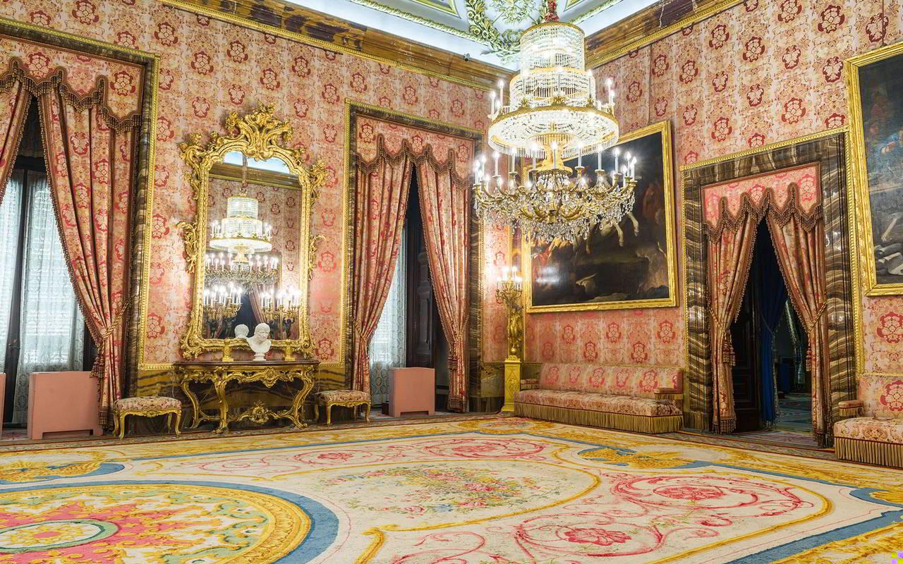 The Chamber of Charles III