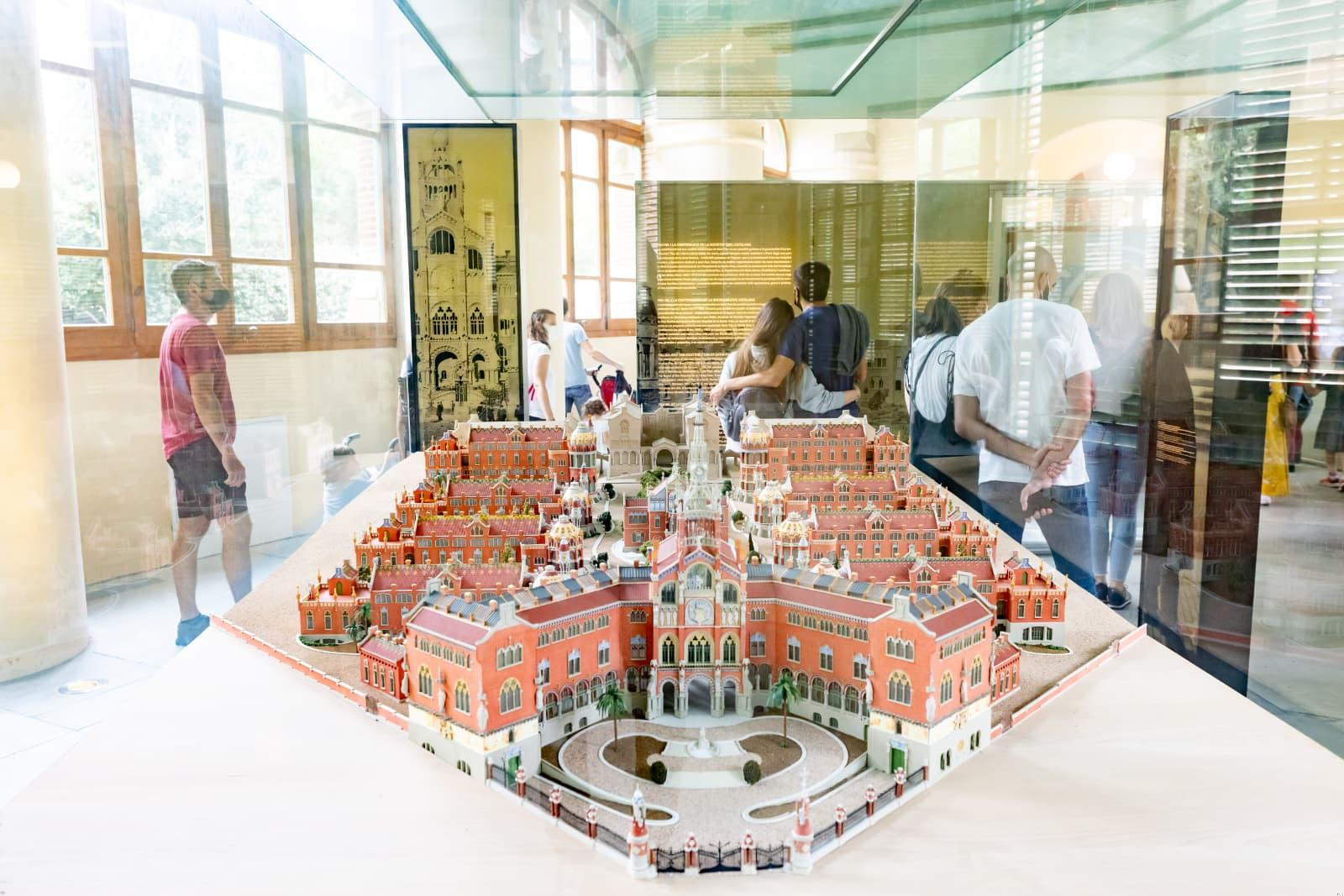 Model of the Modernist Hospital