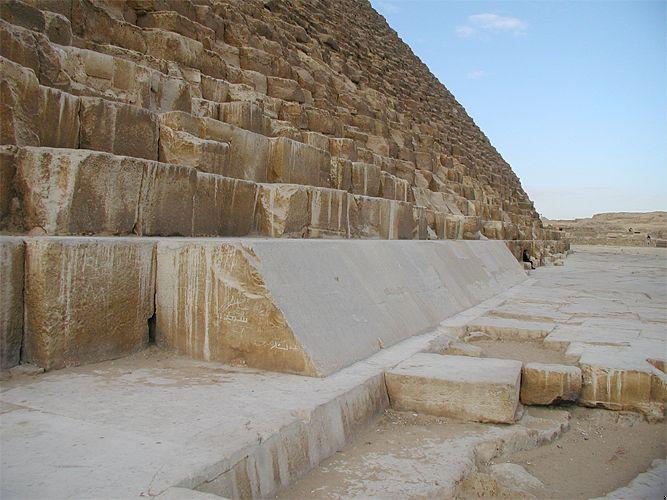 The Mystery of the Construction of the Pyramid of Khufu