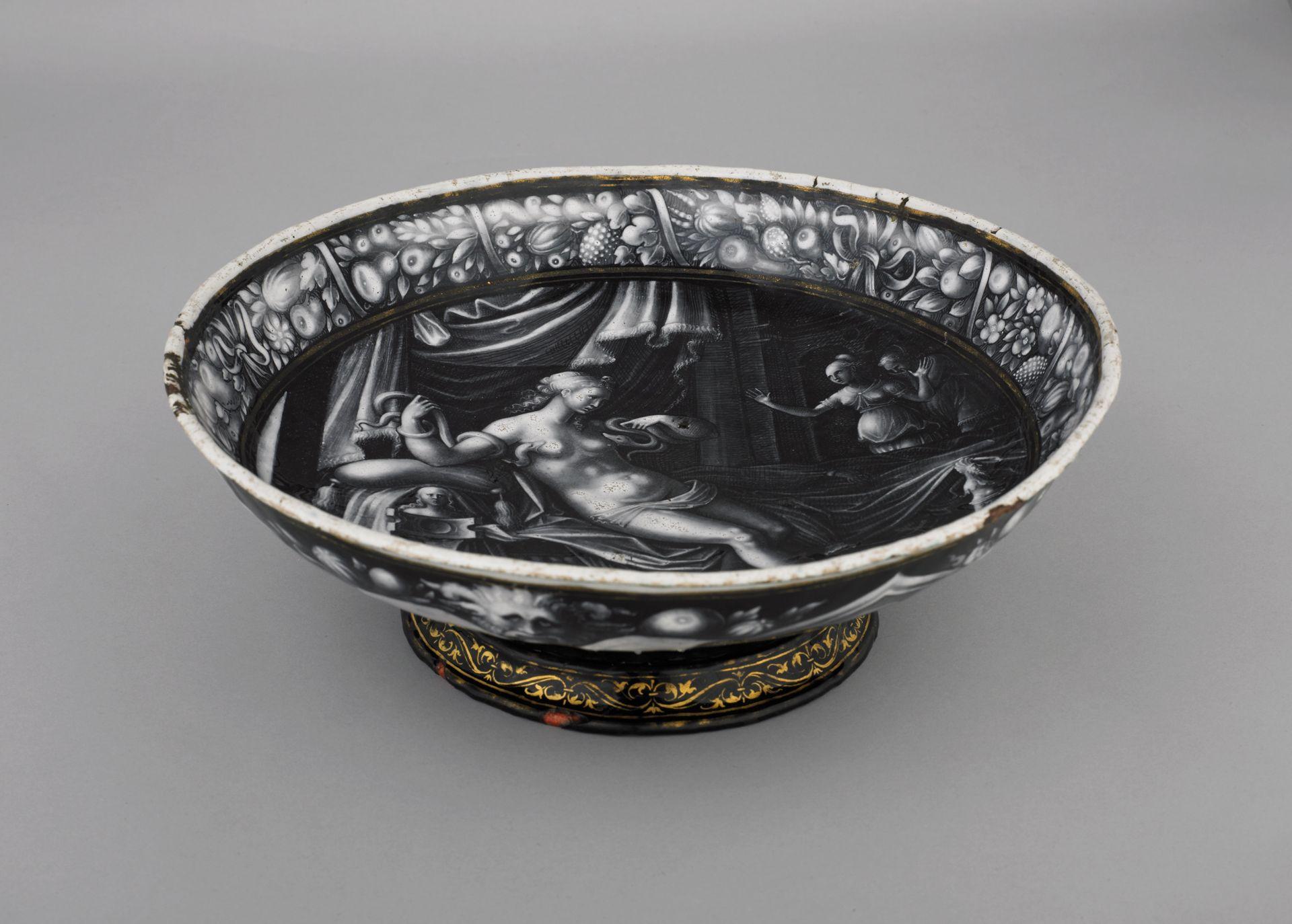 Footed Bowl: The Death of Cleopatra